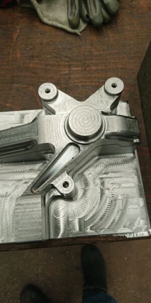 WhatsApp Image 2025-12-09 at 16.27.33